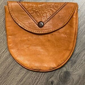 Elegant Tan Leather Women's Bag